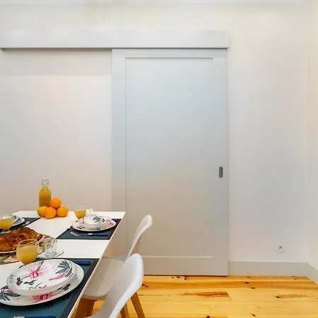 Whome Luxury Stay In Prime Location W/ Ac, Lift & Private Patio Lisbon Exterior photo